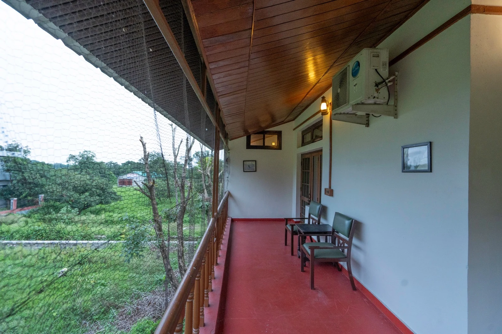 Naturalist Machan Room